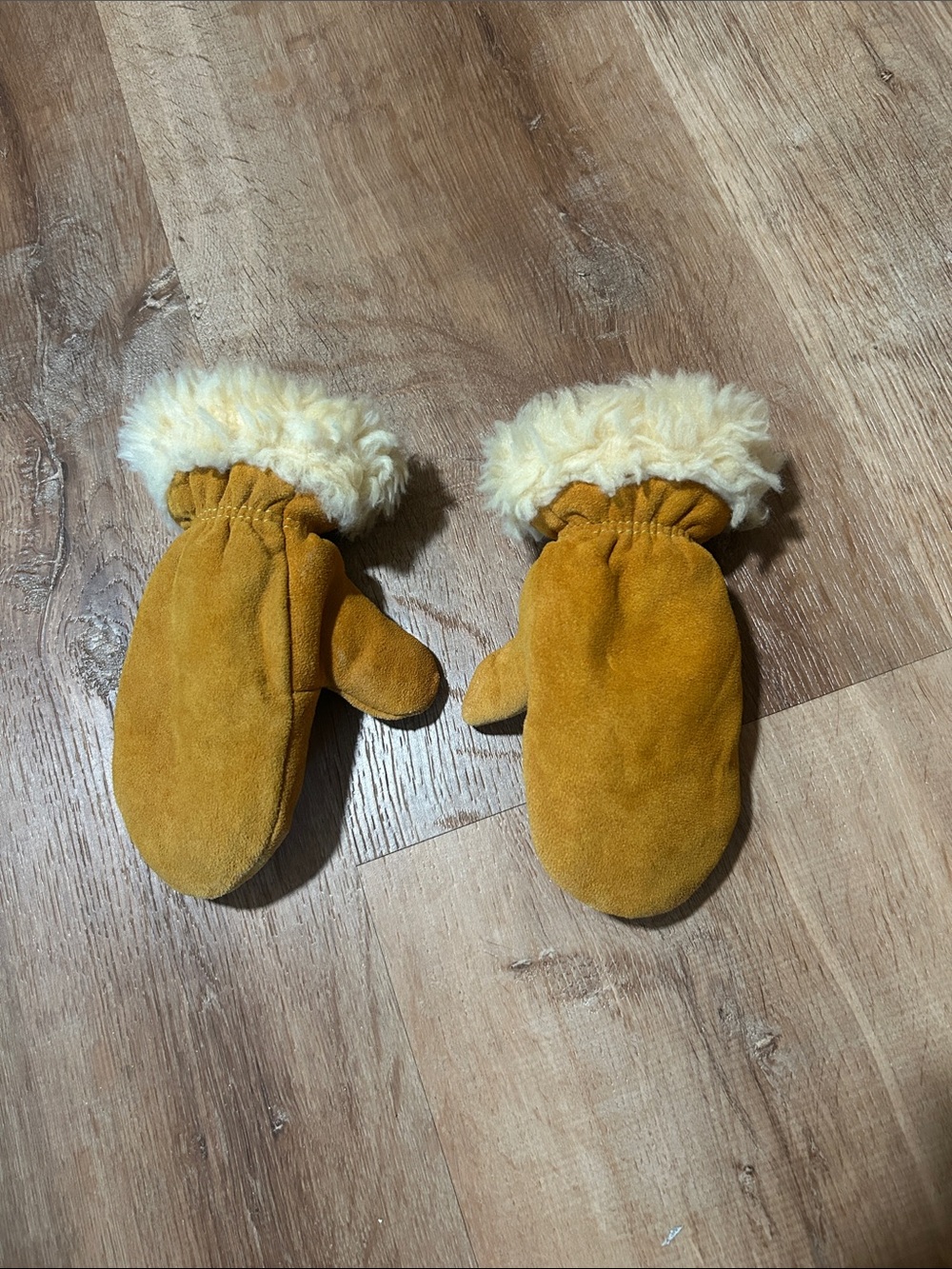 Kids Plush Lined Suede Deerskin Mittens